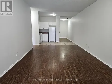 1801 Eglinton Avenue West Toronto (oakwood Village) ON M6E 2H7