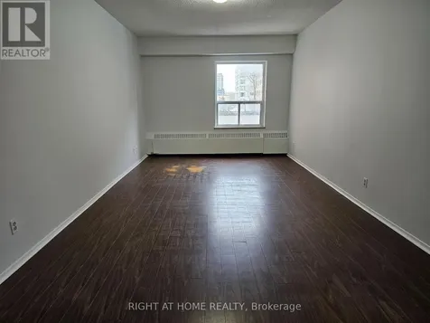 1801 Eglinton Avenue West Toronto (oakwood Village) ON M6E 2H7