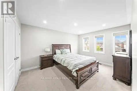 10 Rougebank Avenue Caledon ON L7C 3V1