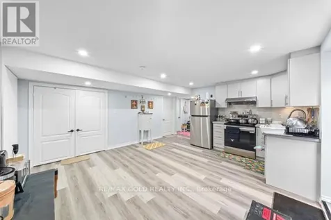 10 Rougebank Avenue Caledon ON L7C 3V1