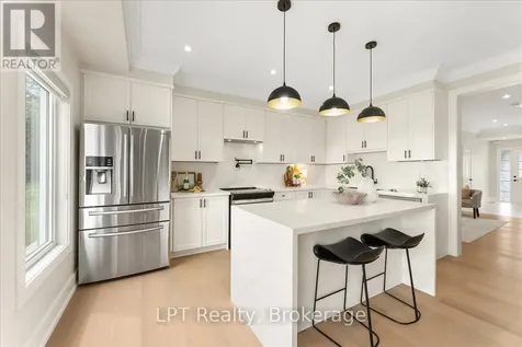 47 Atlantis Drive Orillia ON L3V 8L4