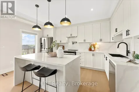 47 Atlantis Drive Orillia ON L3V 8L4