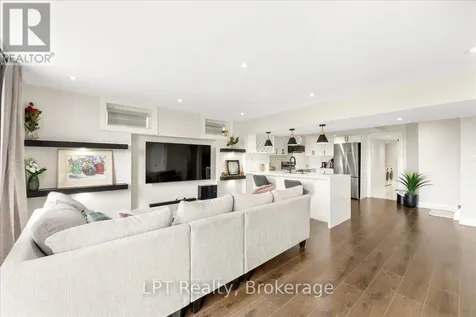 47 Atlantis Drive Orillia ON L3V 8L4