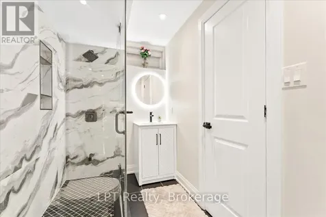 47 Atlantis Drive Orillia ON L3V 8L4