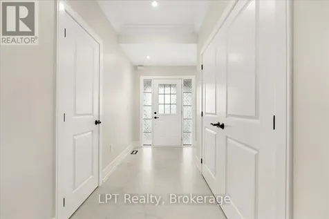 47 Atlantis Drive Orillia ON L3V 8L4