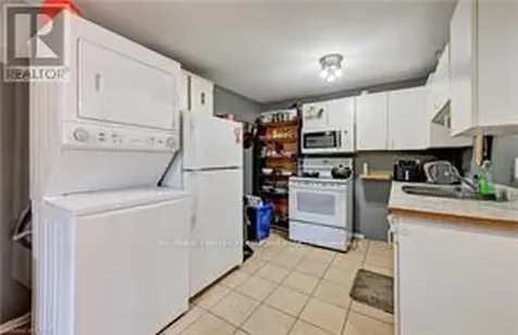 53 Helene Crescent Waterloo ON N2L 5E6