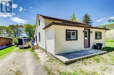 21 Main Street West Mapleton ON N0G 1P0