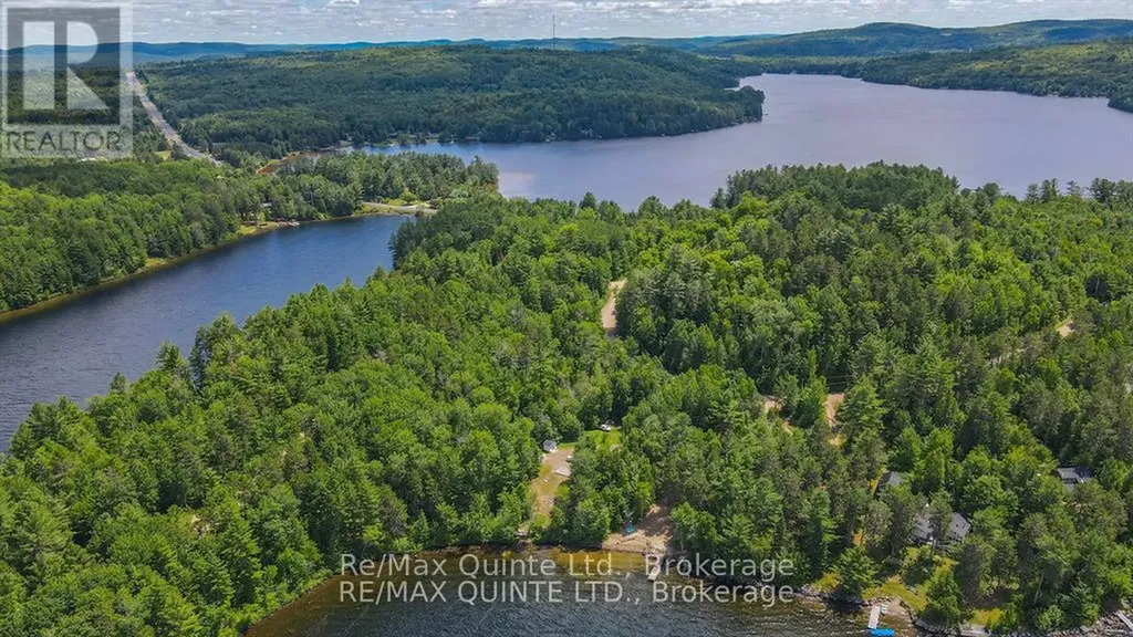 76 Carson Heights Madawaska Valley ON K0J 1B0