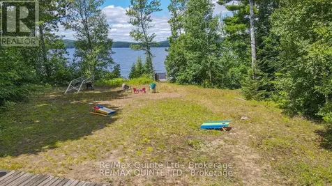 76 Carson Heights Madawaska Valley ON K0J 1B0