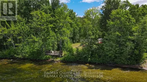 76 Carson Heights Madawaska Valley ON K0J 1B0