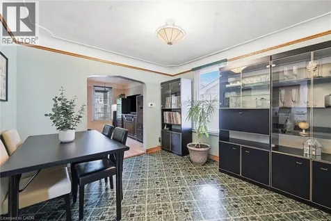 144 Campbell Avenue Hamilton ON L8H 2E9