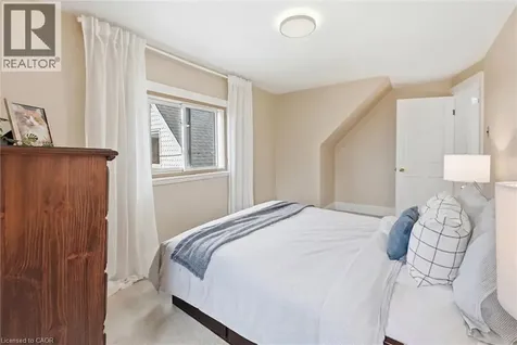 144 Campbell Avenue Hamilton ON L8H 2E9