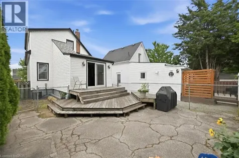 144 Campbell Avenue Hamilton ON L8H 2E9
