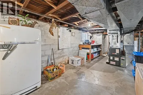 144 Campbell Avenue Hamilton ON L8H 2E9