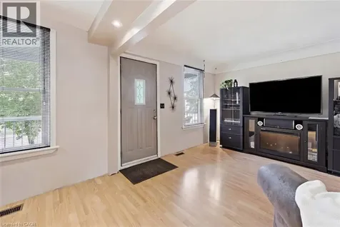 144 Campbell Avenue Hamilton ON L8H 2E9