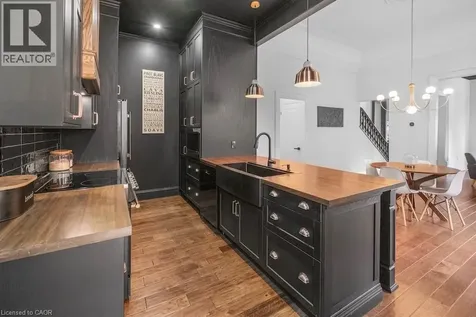 143 Catharine Street North Hamilton ON L8R 1J5