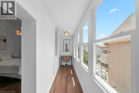 143 Catharine Street North Hamilton ON L8R 1J5