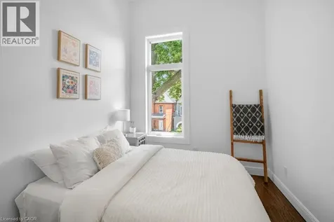 143 Catharine Street North Hamilton ON L8R 1J5