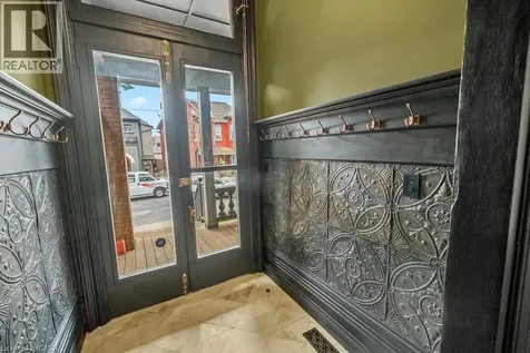 143 Catharine Street North Hamilton ON L8R 1J5