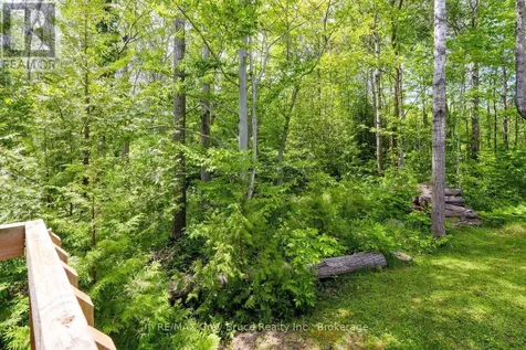 73 Maple Drive Northern Bruce Peninsula ON N0H 1Z0