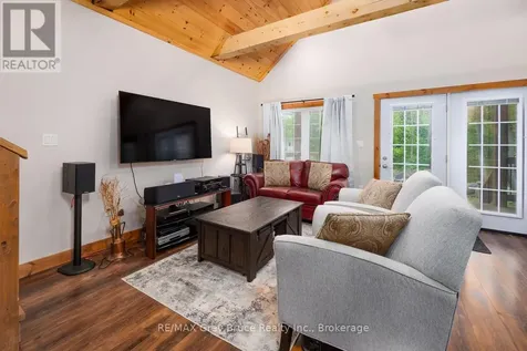 73 Maple Drive Northern Bruce Peninsula ON N0H 1Z0