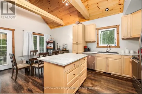 73 Maple Drive Northern Bruce Peninsula ON N0H 1Z0