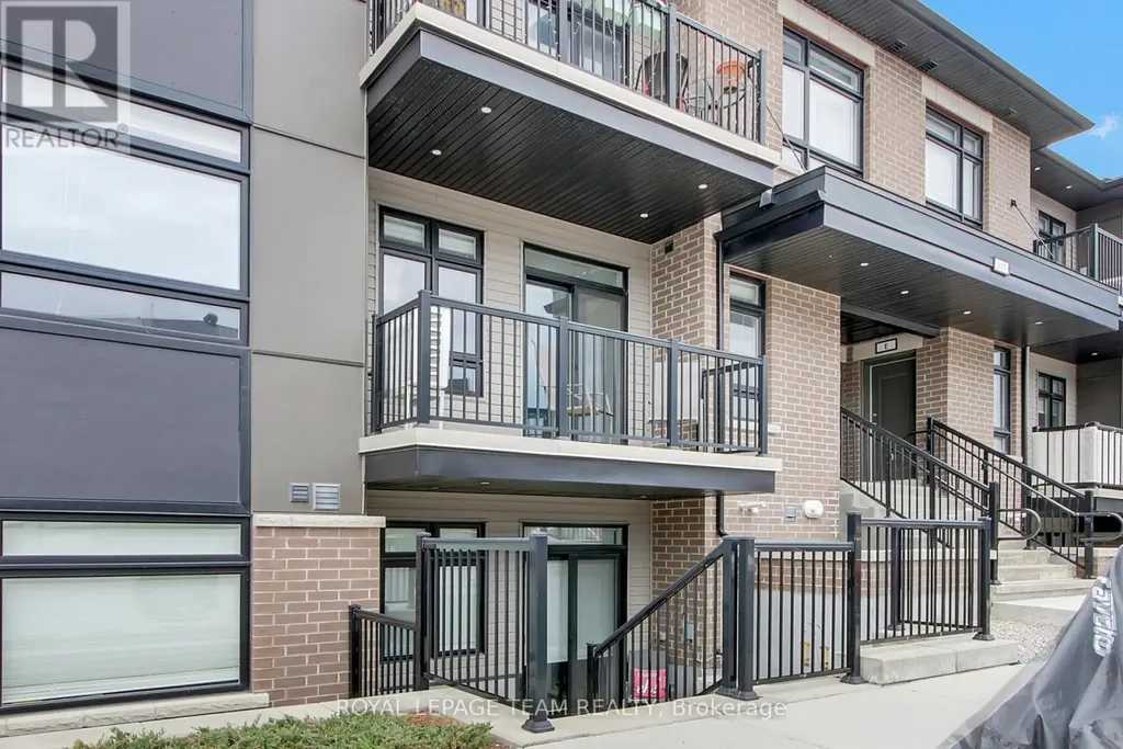 320 Tulum Crescent Ottawa ON K2S 0W1