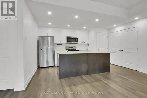320 Tulum Crescent Ottawa ON K2S 0W1