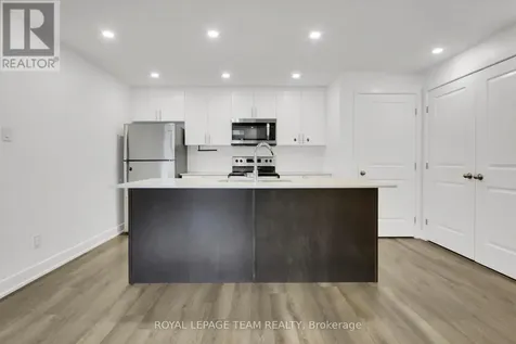 320 Tulum Crescent Ottawa ON K2S 0W1