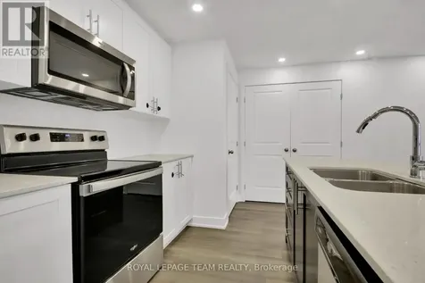 320 Tulum Crescent Ottawa ON K2S 0W1