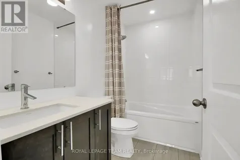 320 Tulum Crescent Ottawa ON K2S 0W1