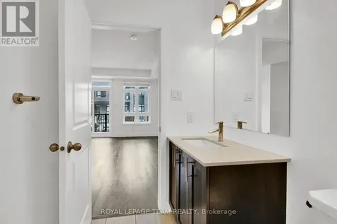 320 Tulum Crescent Ottawa ON K2S 0W1