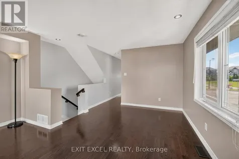 532 Lakeridge Drive Ottawa ON K4A 0H5