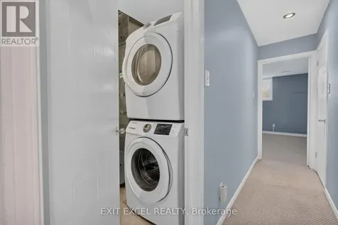 532 Lakeridge Drive Ottawa ON K4A 0H5