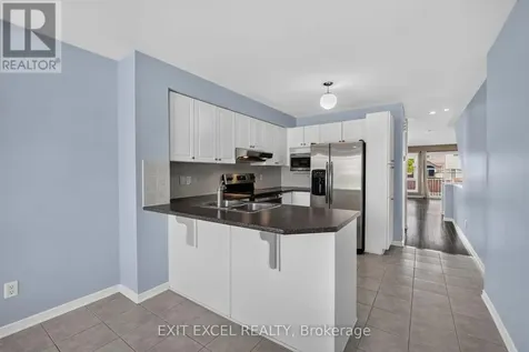 532 Lakeridge Drive Ottawa ON K4A 0H5