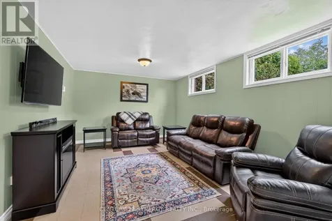 20 Sherry Lane Ottawa ON K2G 3L6