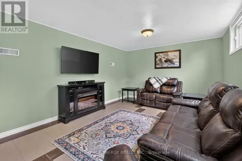 20 Sherry Lane Ottawa ON K2G 3L6