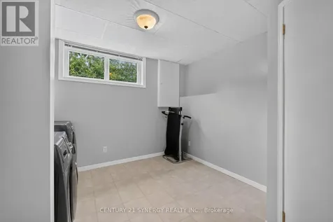 20 Sherry Lane Ottawa ON K2G 3L6