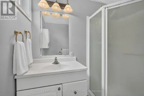 20 Sherry Lane Ottawa ON K2G 3L6