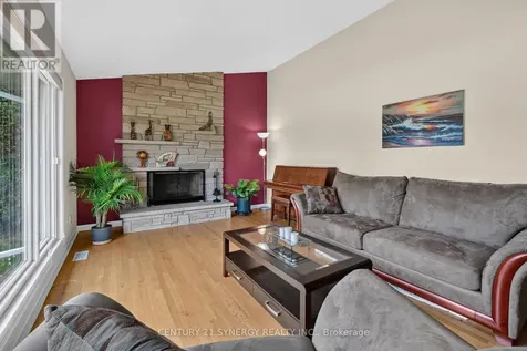 20 Sherry Lane Ottawa ON K2G 3L6