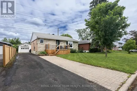 1293 Woodside Drive Ottawa ON K2C 2H1