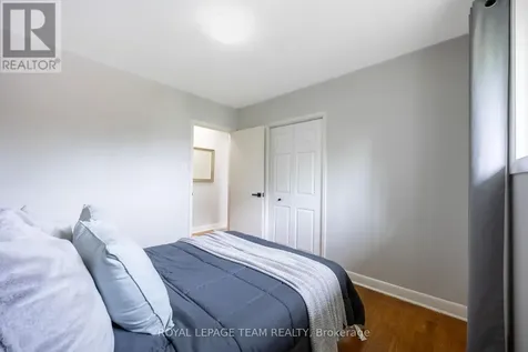 1293 Woodside Drive Ottawa ON K2C 2H1
