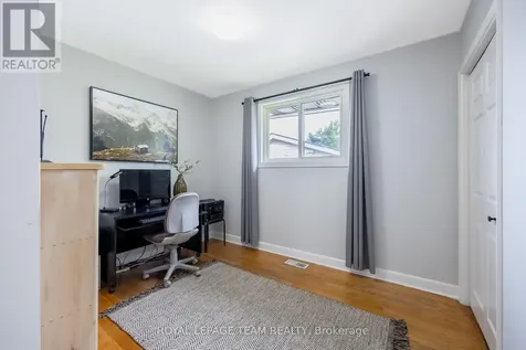 1293 Woodside Drive Ottawa ON K2C 2H1