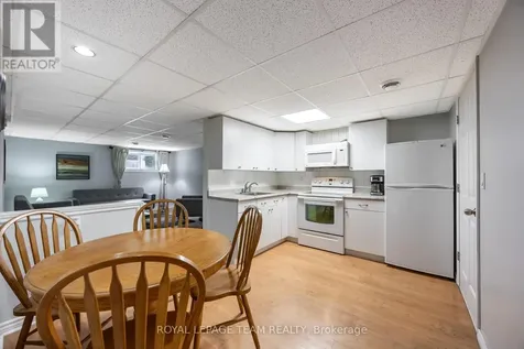 1293 Woodside Drive Ottawa ON K2C 2H1