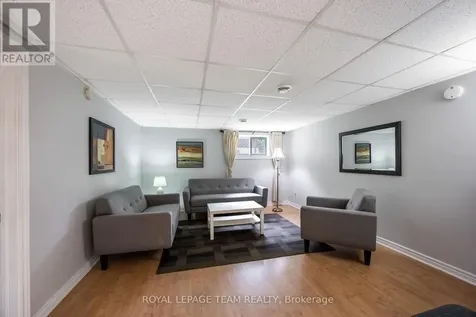 1293 Woodside Drive Ottawa ON K2C 2H1
