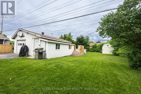 1293 Woodside Drive Ottawa ON K2C 2H1