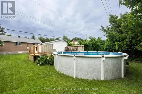 1293 Woodside Drive Ottawa ON K2C 2H1