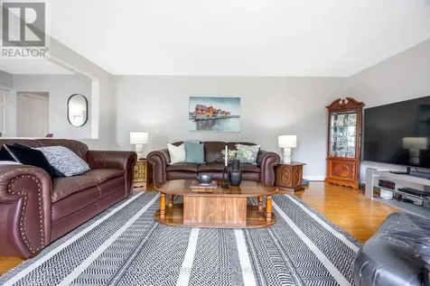 1293 Woodside Drive Ottawa ON K2C 2H1