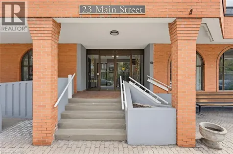 23 Main Street Dundas ON L9H 2P7