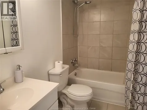 3950 Wyandotte St. East Windsor ON N8Y 1G5
